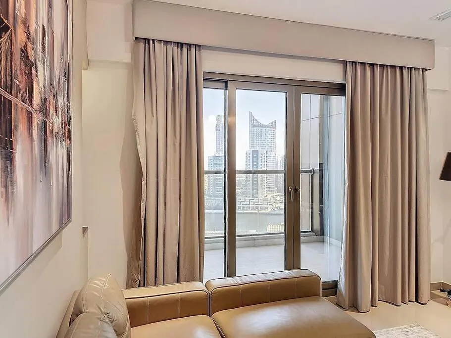 Tick - King Suite City Skyline View With Pool & Sauna Dubai