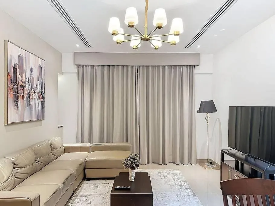 Tick - King Suite City Skyline View With Pool & Sauna Dubai Apartment