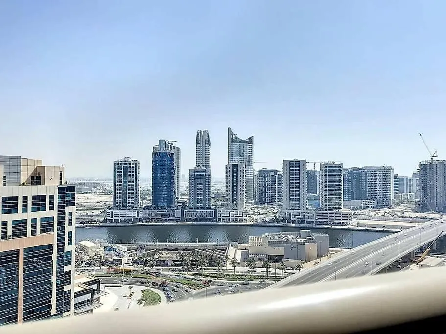 Tick - King Suite City Skyline View With Pool & Sauna Dubai 0*,